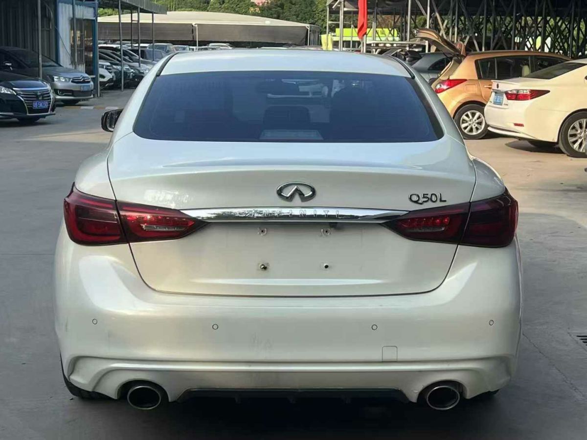 英菲尼迪 Q50L  2018款  2.0T 舒適版 國(guó)VI圖片