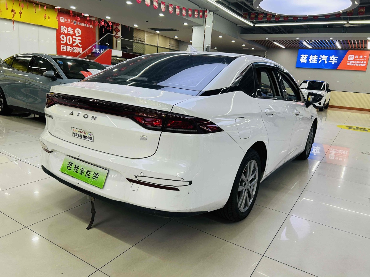 埃安 AION S  2023款 炫 580 55.2kWh 磷酸鐵鋰圖片
