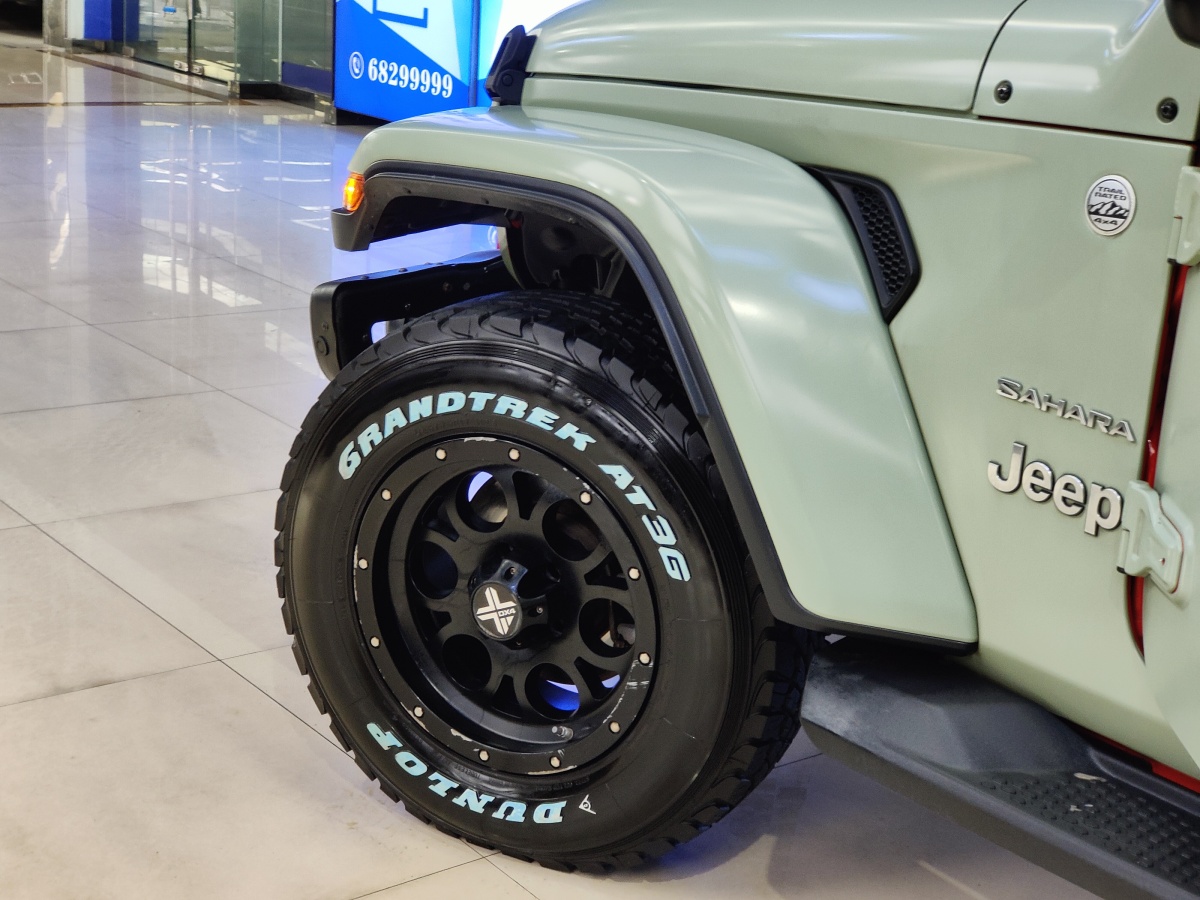 Jeep 牧馬人  2019款 2.0T Sahara 四門版 國VI圖片