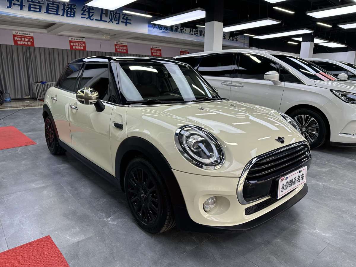 MINI MINI  2018款 1.5T COOPER 經(jīng)典派 五門版圖片