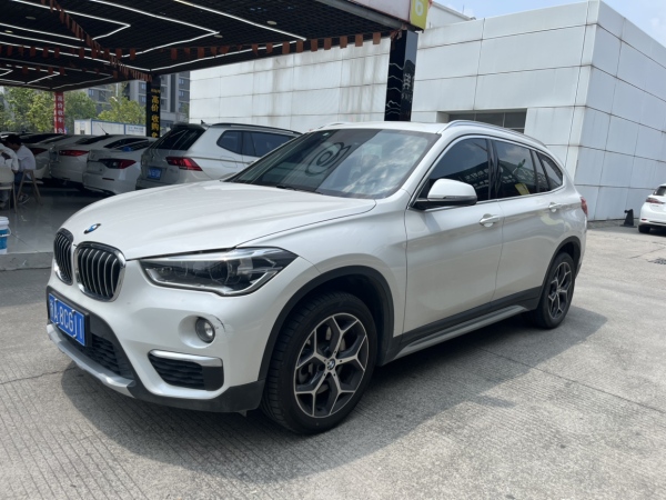 宝马 宝马X1  2018款 xDrive20Li 尊享型