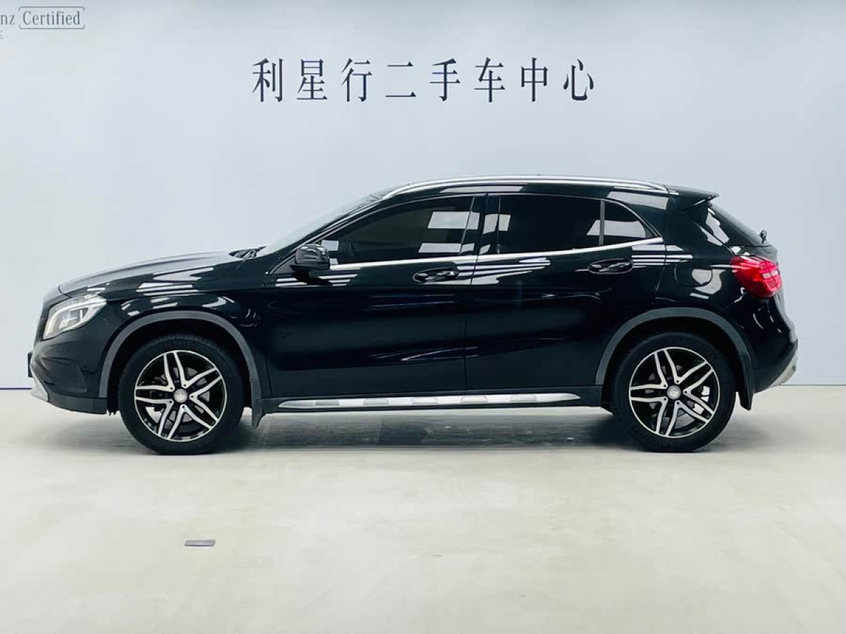 奔馳 奔馳GLA  2015款 GLA 220 4MATIC 時尚型圖片