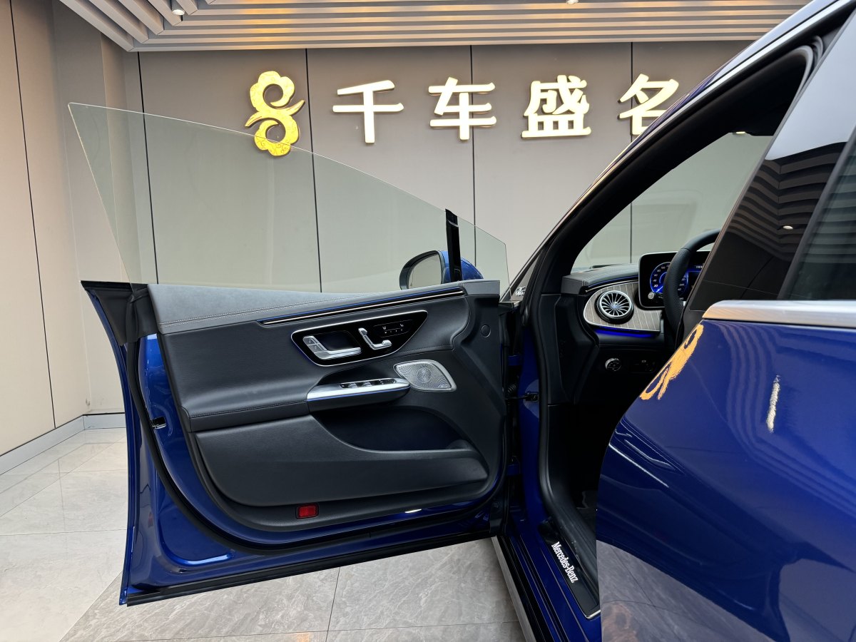 奔馳 奔馳EQE  2022款 350 豪華版圖片