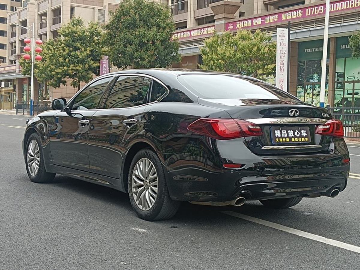 英菲尼迪 Q70  2019款 Q70L 2.0T 悅享版圖片