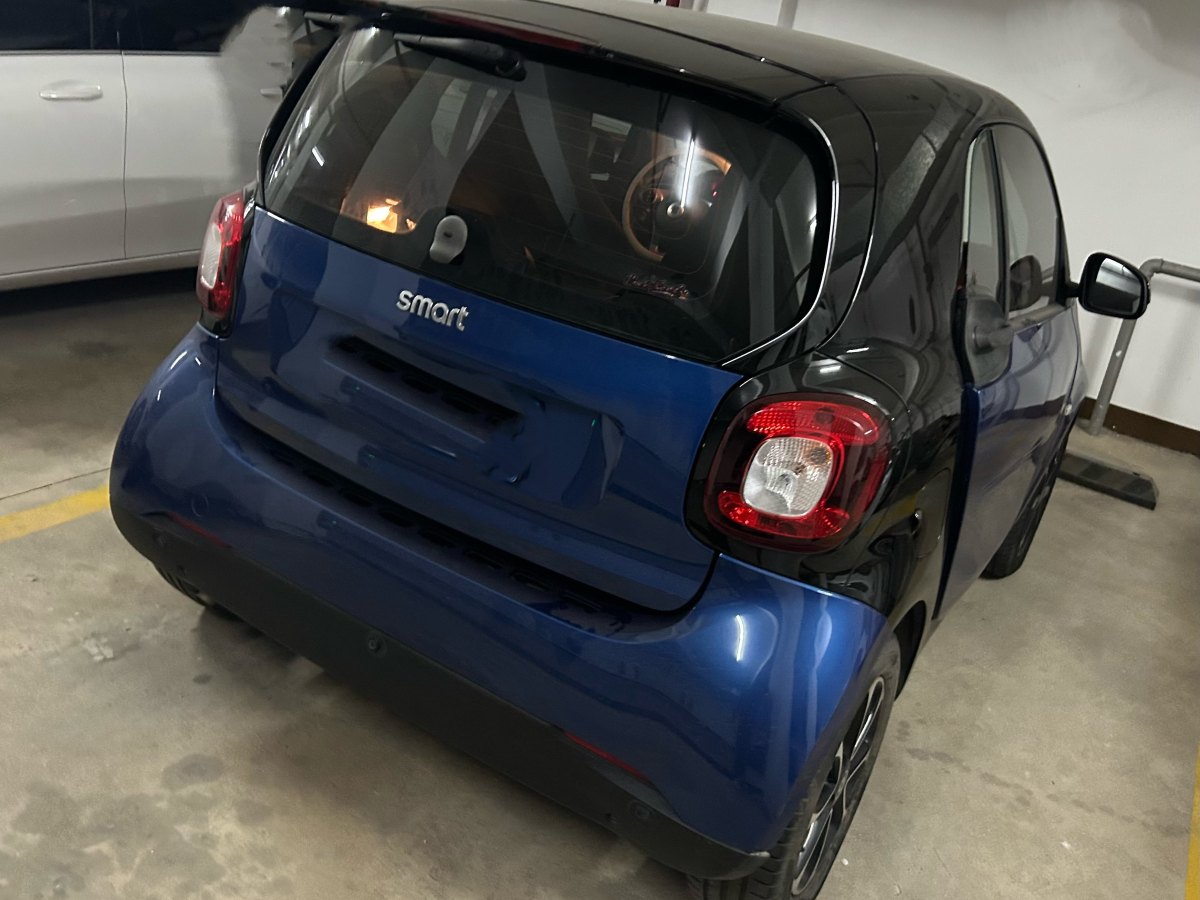 smart fortwo  2015款 1.0L 52千瓦硬頂激情版圖片