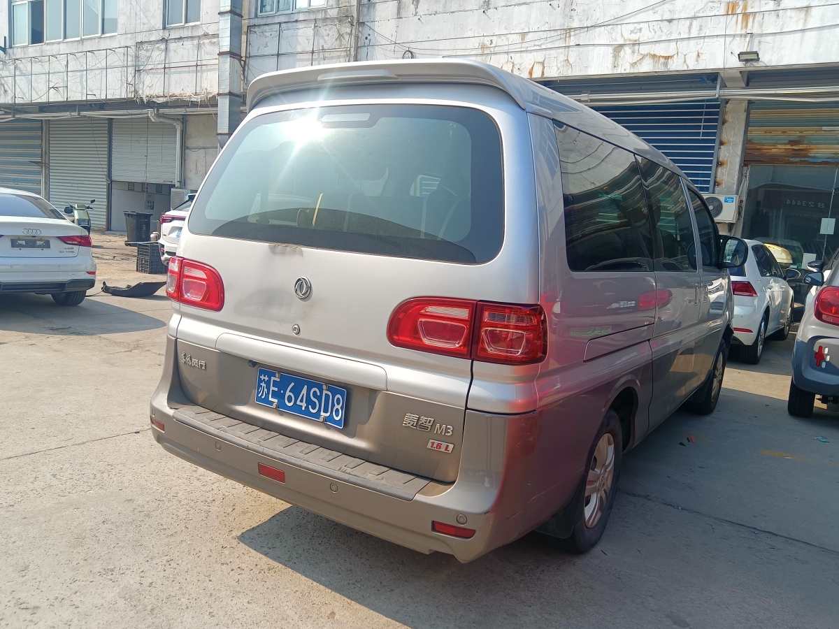 東風(fēng)風(fēng)行 菱智  2018款 M3 1.6L 7座舒適型圖片