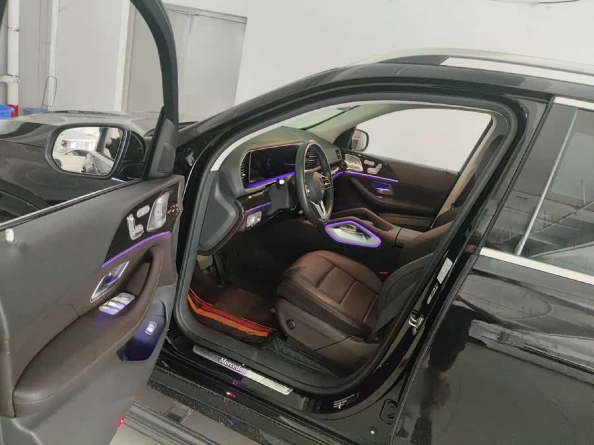 奔馳 奔馳GLE  2020款 改款 GLE 350 4MATIC 豪華型圖片