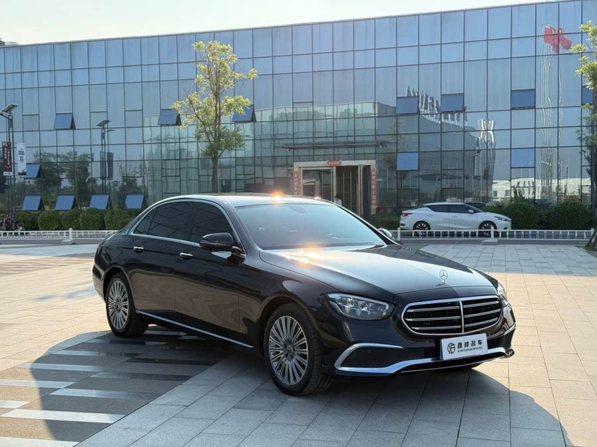 奔馳 奔馳E級  2023款 改款 E 300 L 豪華型圖片