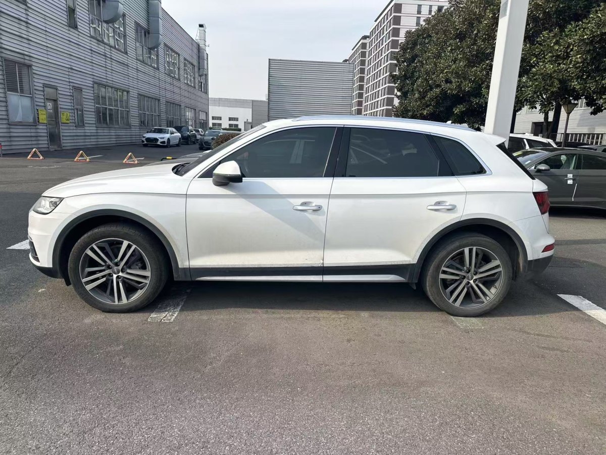 奧迪 奧迪Q5L  2018款  45 TFSI 尊享風雅型 國VI圖片