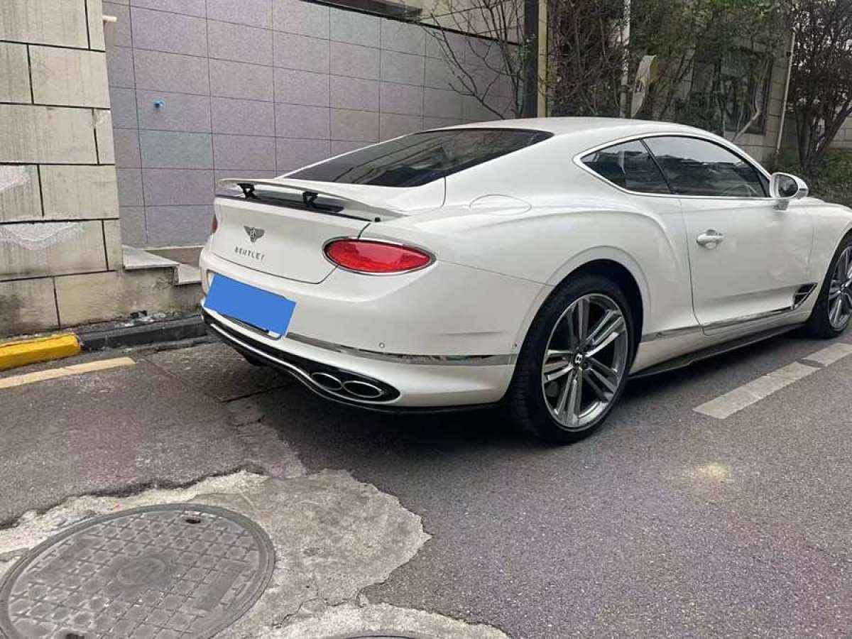 賓利 歐陸  2023款 4.0T GT S V8圖片