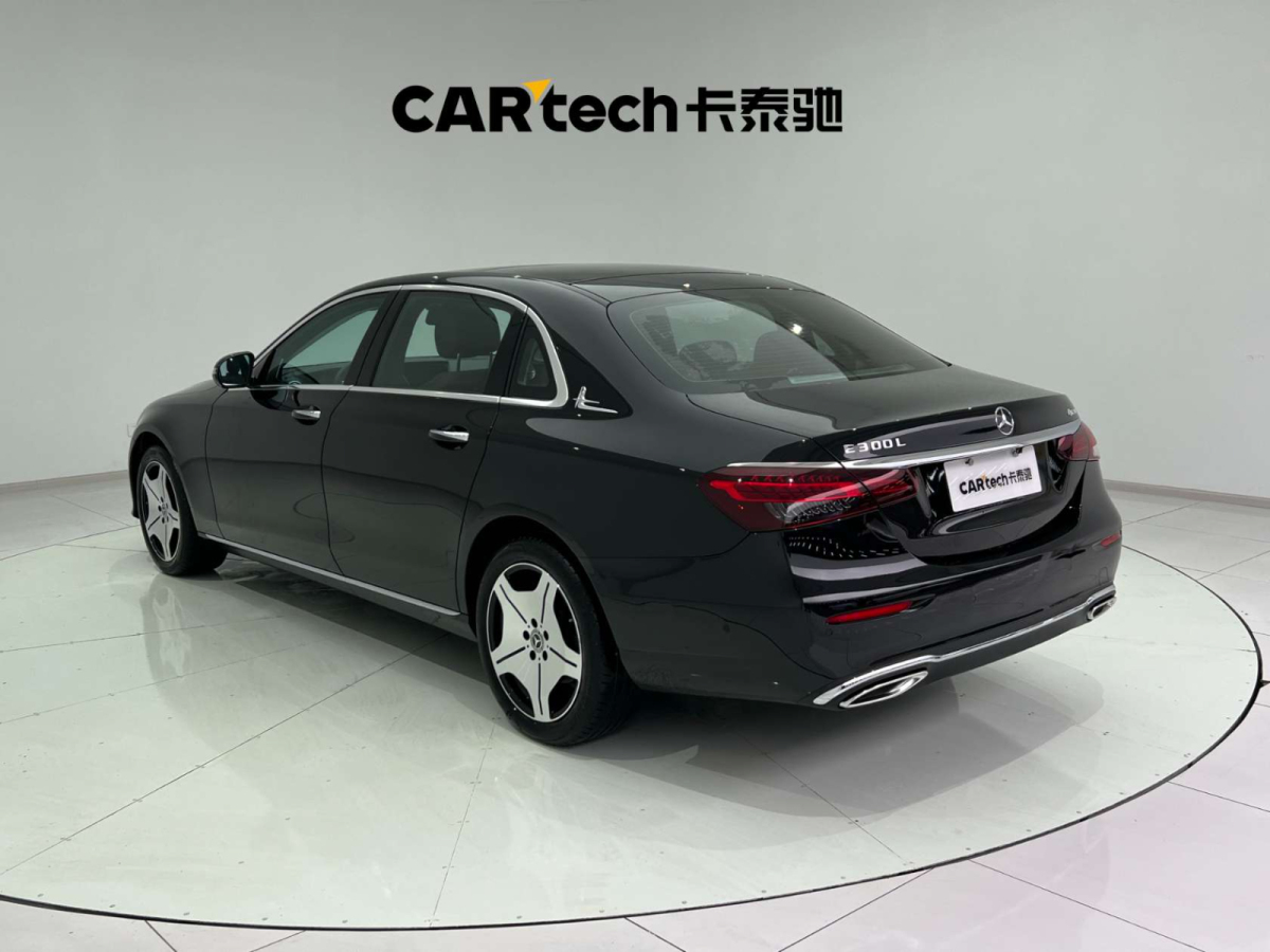 奔驰 奔驰E级  2023款 E 260 L图片