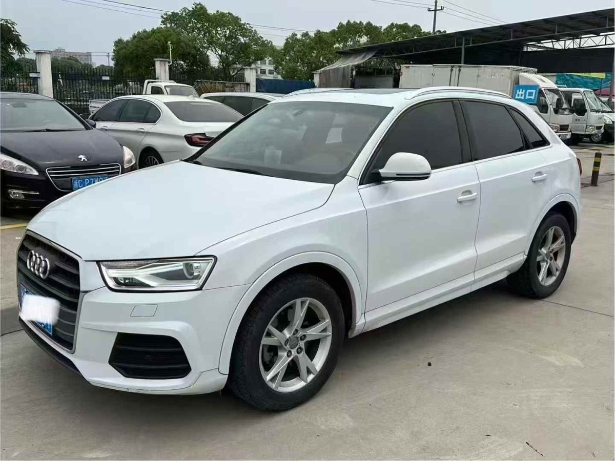 奧迪 奧迪Q3  2017款 30 TFSI 風(fēng)尚型圖片