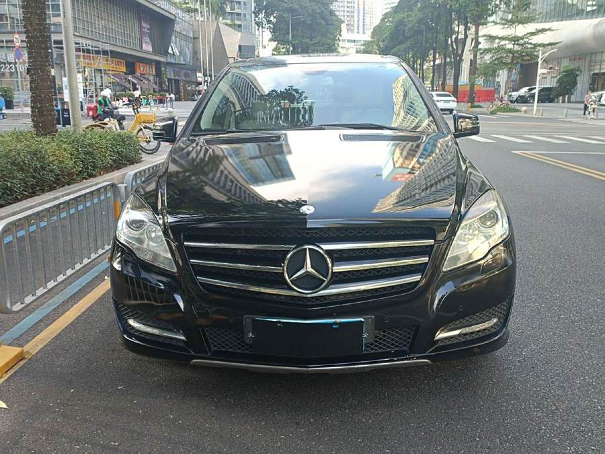 2012年3月奔馳 奔馳R級  2011款 R 350 L 4MATIC