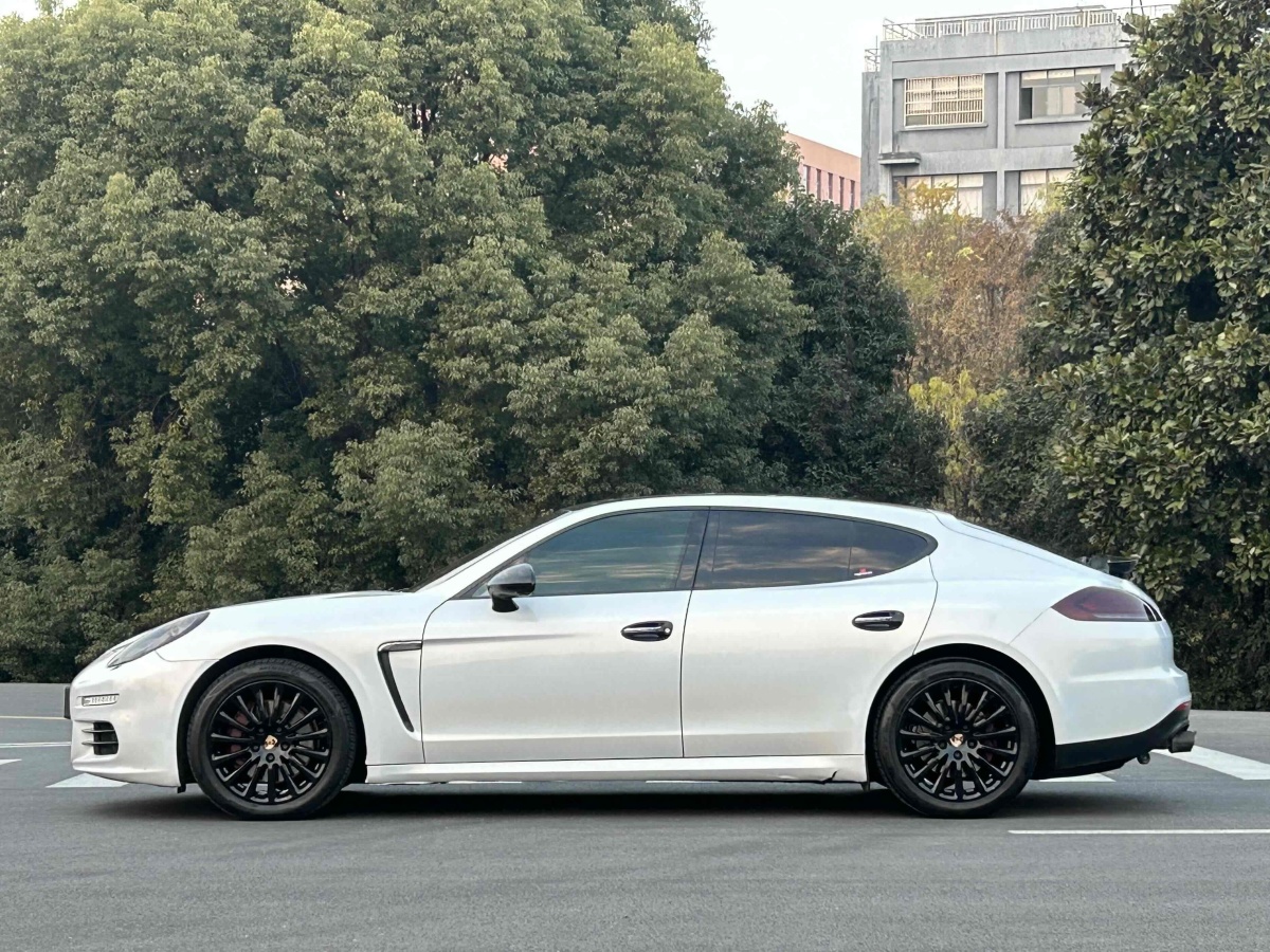 保時(shí)捷 Panamera  2014款 Panamera 4 3.0T圖片