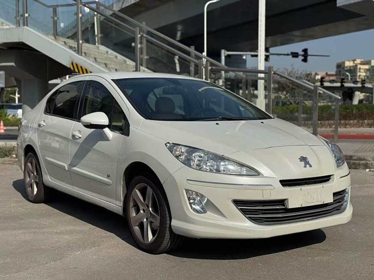 2014年3月標(biāo)致 408  2013款 2.0L 車載互聯(lián)尊貴版