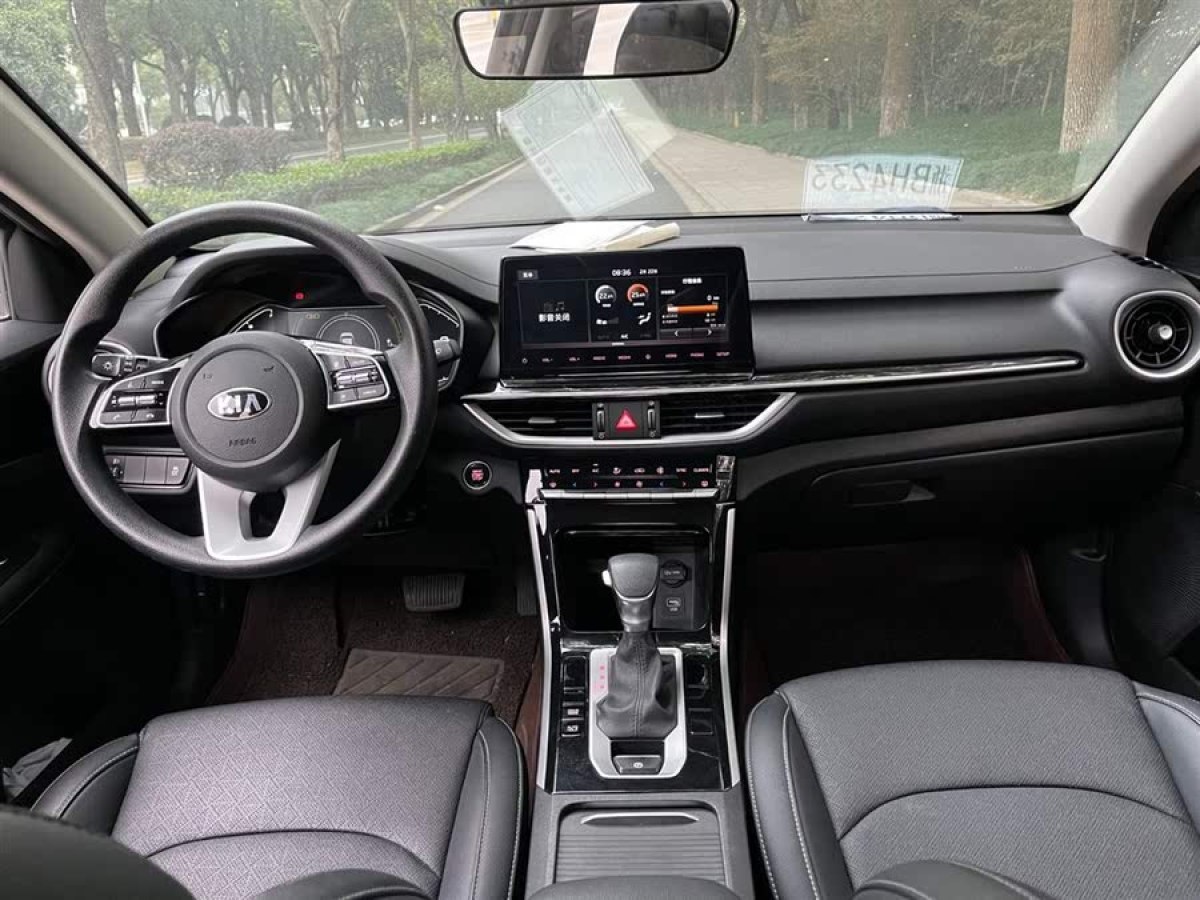 起亞 K3  2021款 改款 1.5L CVT青春版圖片