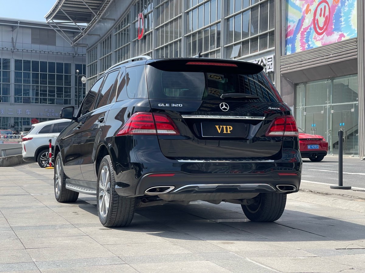 奔馳 奔馳GLE  2018款 GLE 320 4MATIC 動(dòng)感型臻藏版圖片