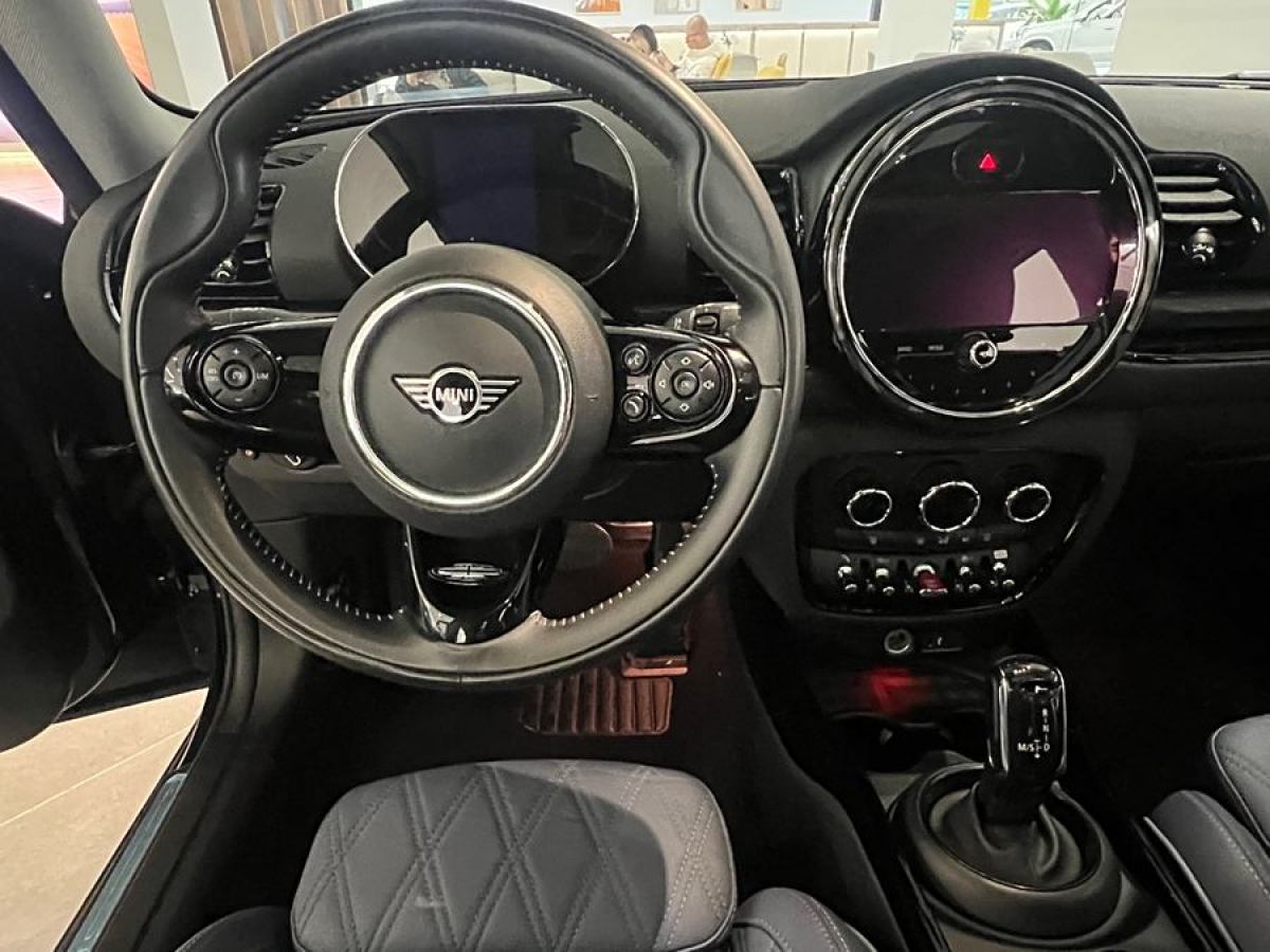 MINI CLUBMAN  2021款 1.5T COOPER 鑒賞家圖片