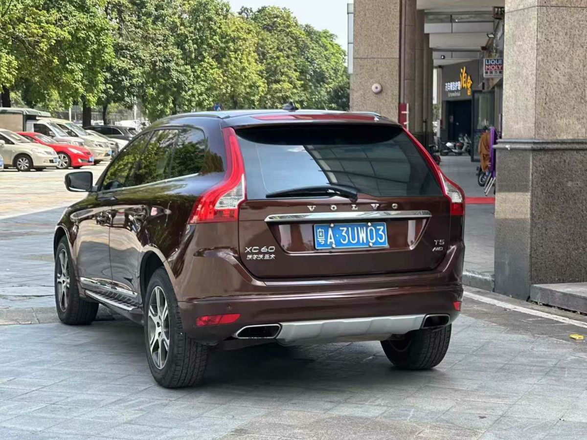 沃爾沃 XC60  2015款 T5 智進(jìn)版圖片