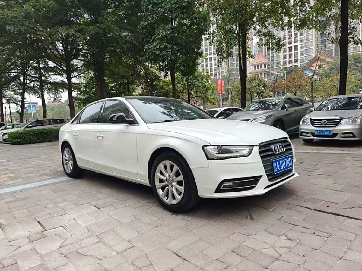 奧迪 奧迪A4L  2013款 40 TFSI quattro個(gè)性運(yùn)動(dòng)型圖片