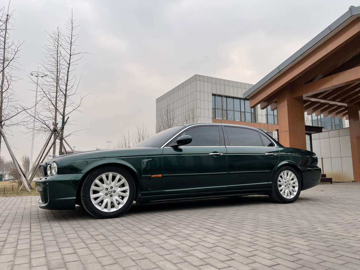 捷豹xj2007经典图片