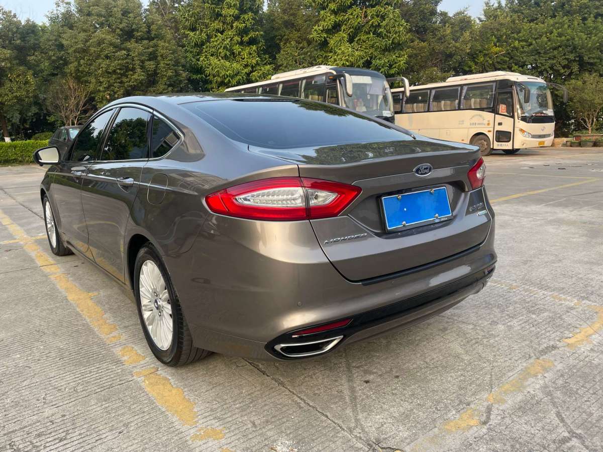 福特 蒙迪歐  2013款 2.0L GTDi200時(shí)尚型圖片