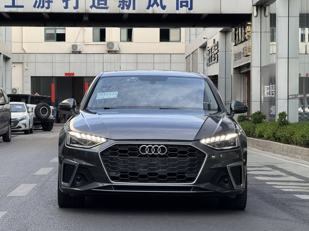 奧迪 奧迪A4L  2020款 40 TFSI 豪華動(dòng)感型圖片