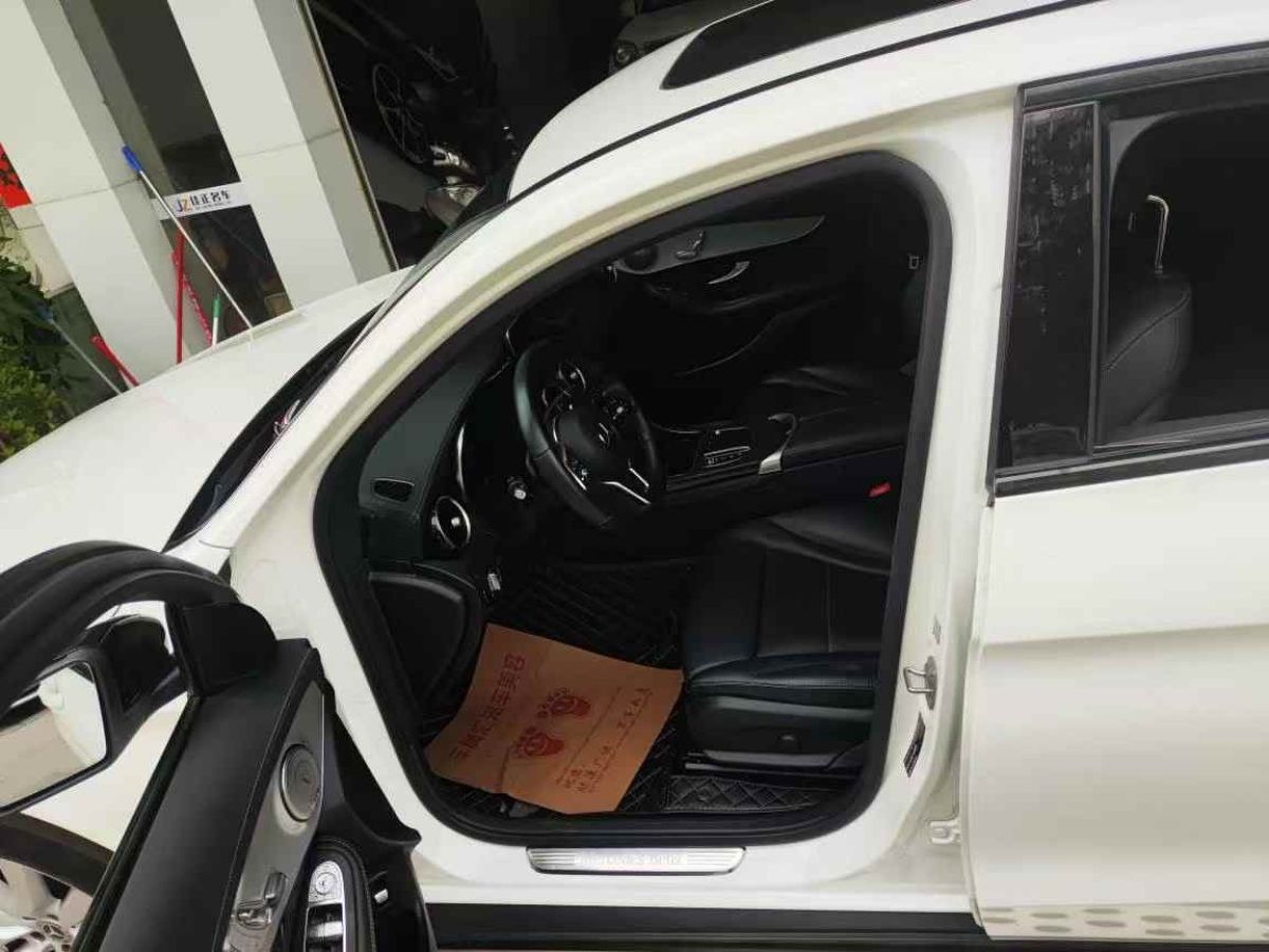 奔馳 奔馳GLC轎跑 AMG  2020款 AMG GLC 43 4MATIC 轎跑SUV圖片