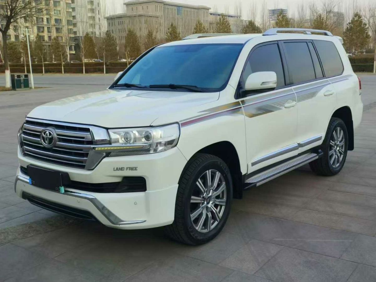 豐田 蘭德酷路澤  2018款 5.7L VX-R 12氣 底升(中東版)圖片