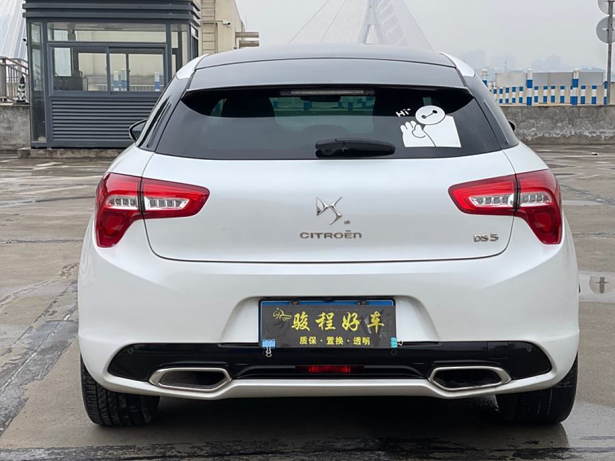 2015年8月DS DS 5  2015款 1.6T 豪華版THP160