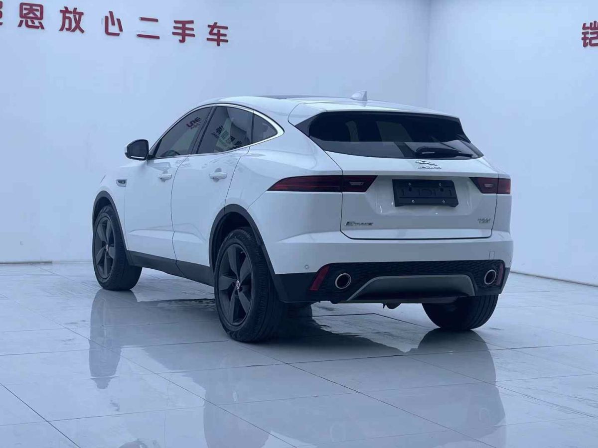 捷豹 XE  2019款 2.0T 300PS 四驅(qū)Landmark Edition圖片