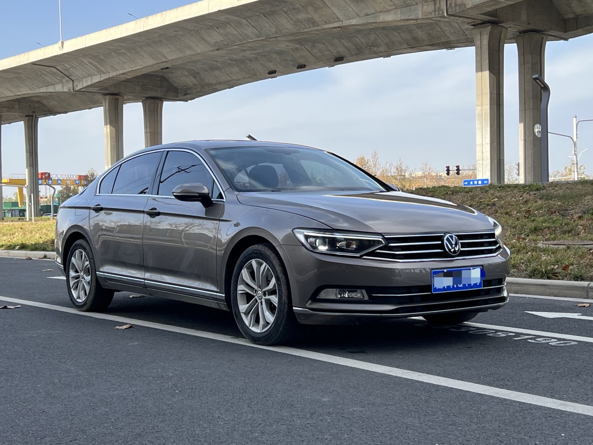 大眾 邁騰  2019款  330TSI DSG 豪華型 國(guó)VI圖片