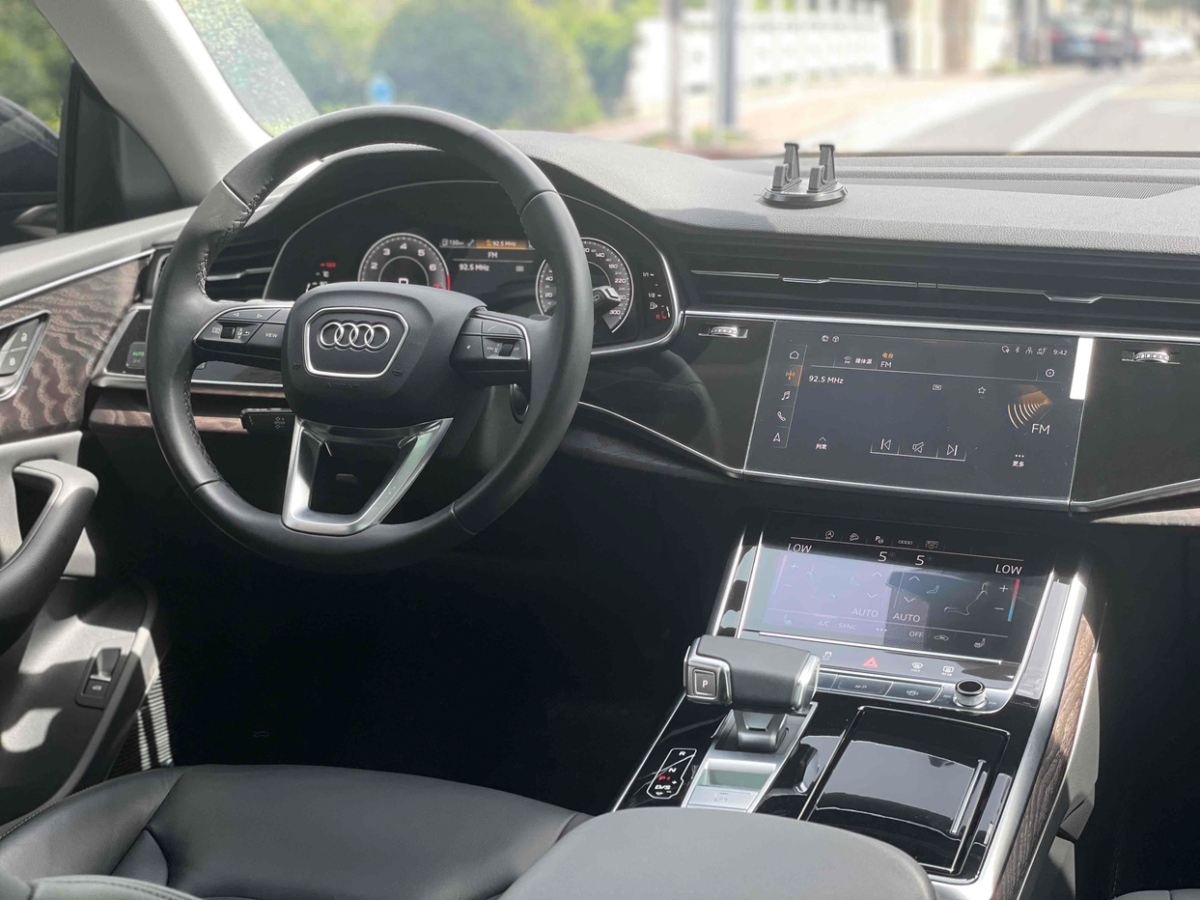 奧迪 奧迪Q8  2019款 55 TFSI 豪華動感型圖片