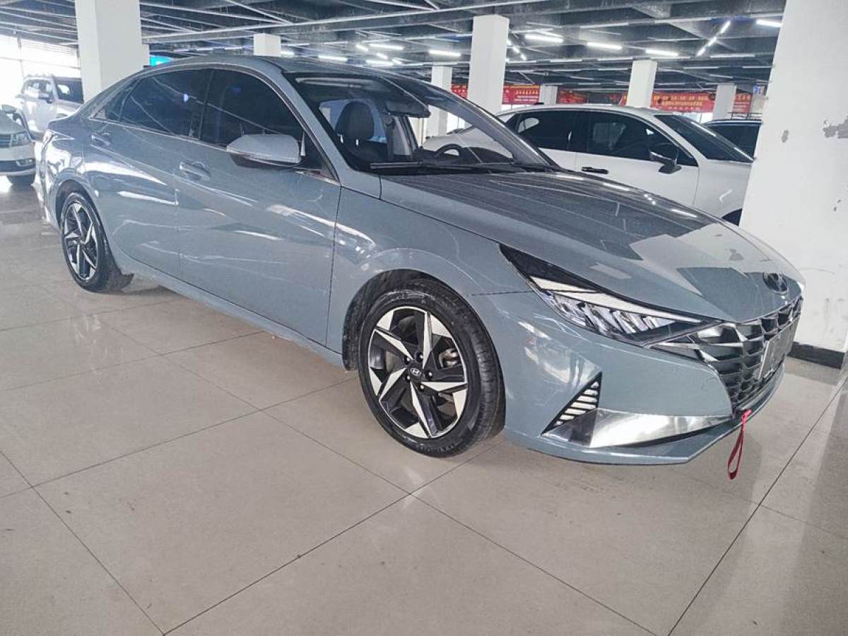 現(xiàn)代 伊蘭特  2021款 1.5L LUX尊貴版圖片