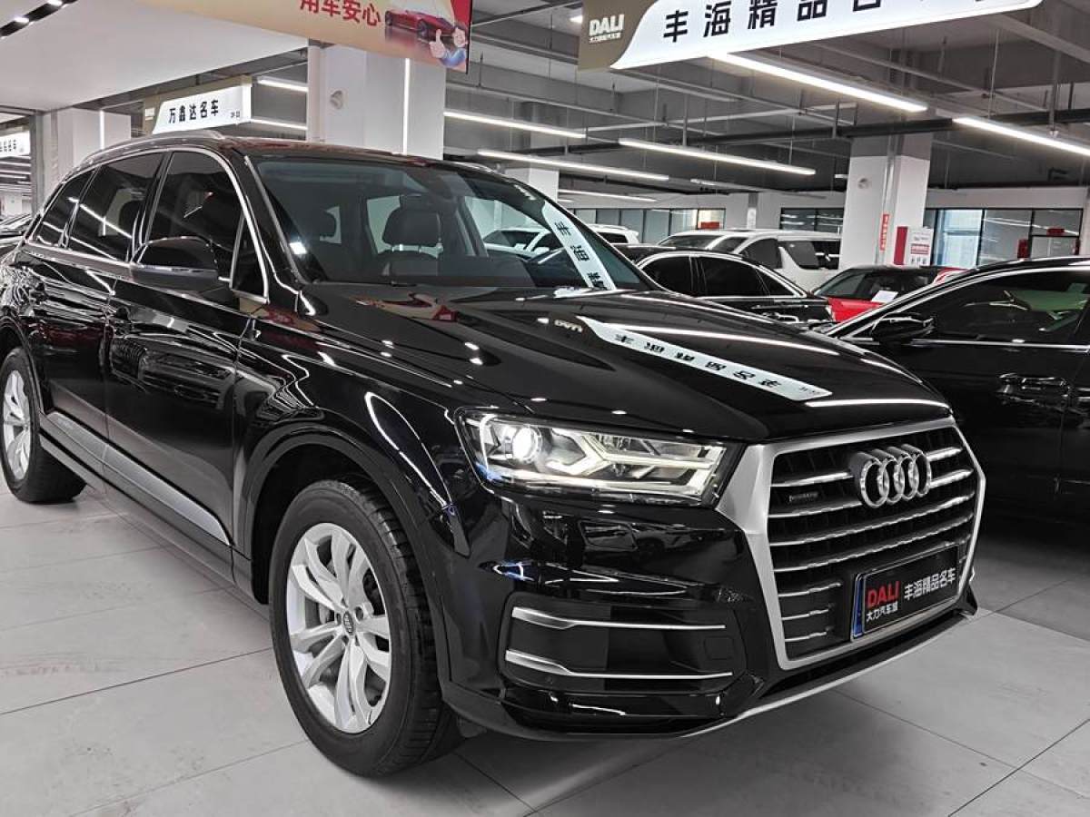 奧迪 奧迪Q7  2016款 40 TFSI S line運(yùn)動(dòng)型圖片