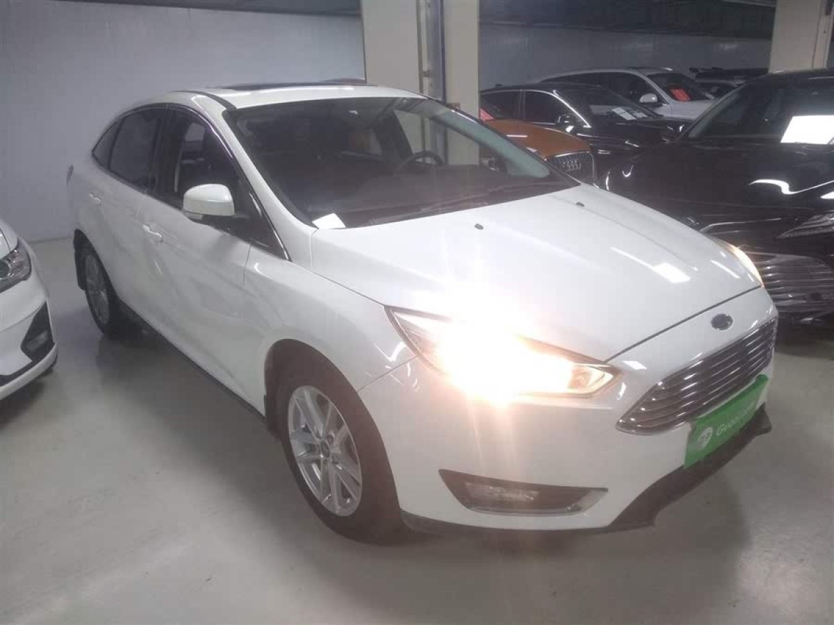 福特 ?？怂? 2015款 三廂 1.6L 自動(dòng)風(fēng)尚型圖片