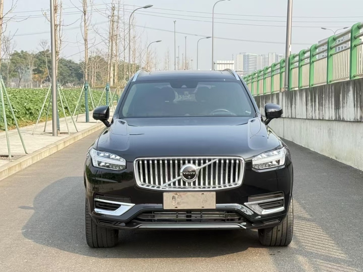 沃爾沃 XC90新能源  2022款 E驅(qū)混動 T8 智尊豪華版 7座圖片