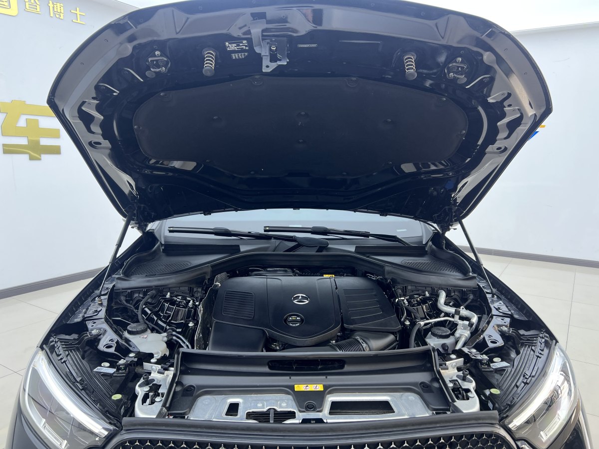 奔馳 奔馳GLC  2024款 改款 GLC 260 L 4MATIC 豪華型 5座圖片