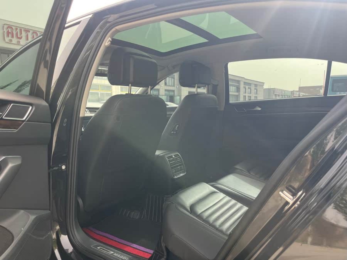 大眾 邁騰  2019款  330TSI DSG 豪華型 國(guó)VI圖片