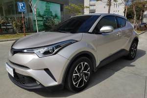 C-HR 豐田 2.0L 領先版