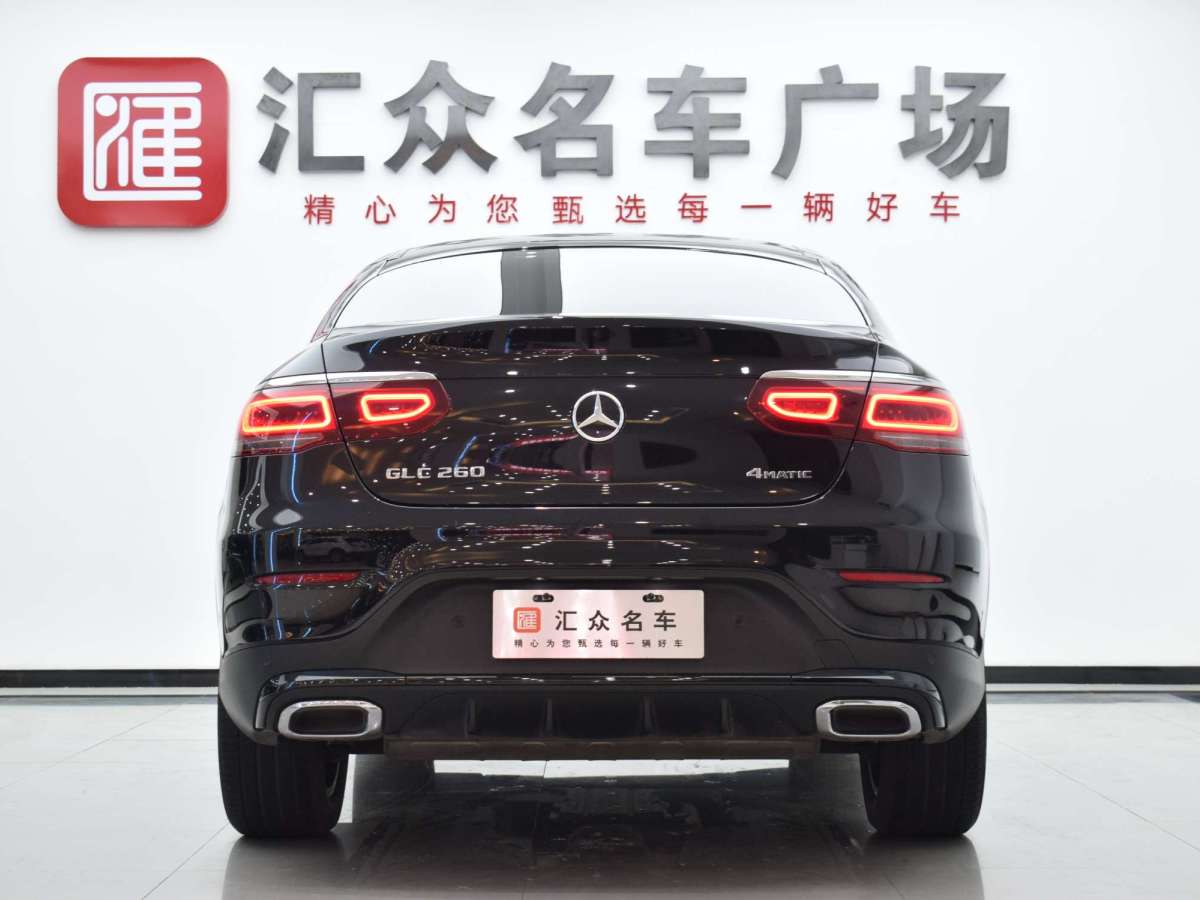 奔馳 奔馳GLC  2023款 改款 GLC 260 4MATIC 轎跑SUV圖片