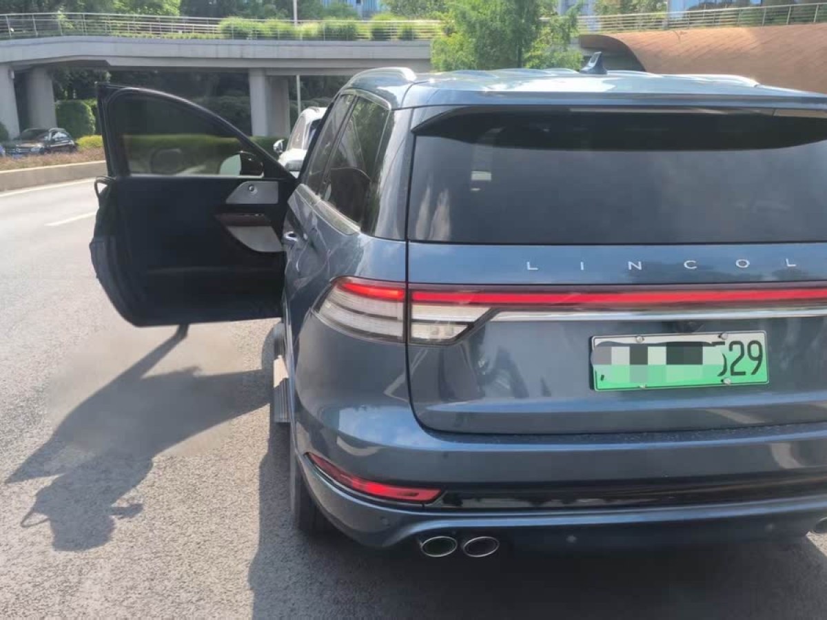 林肯 飛行家新能源  2020款 3.0T V6全驅(qū)高性能插電式混動(dòng)版圖片