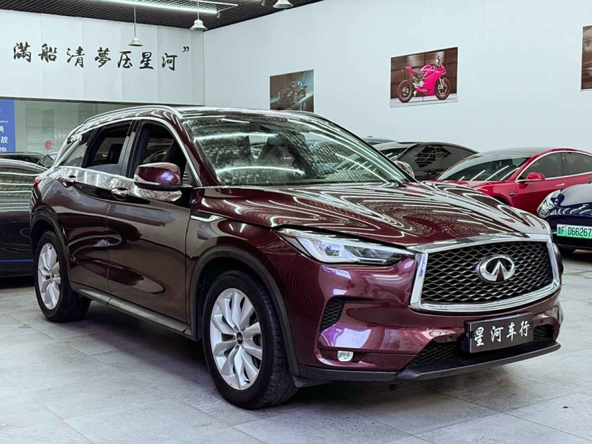 2019年11月英菲尼迪 QX50  2018款 2.0T 兩驅(qū)時(shí)尚版