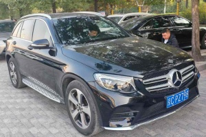 奔驰GLC 奔驰 GLC 300 4MATIC 动感型