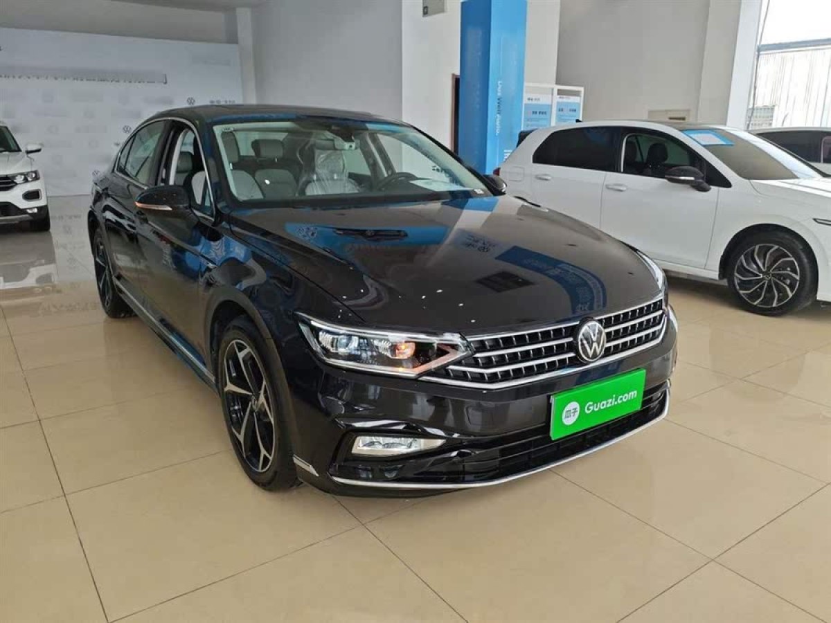 大眾 邁騰  2025款 改款 眾享款 330TSI DSG豪華型圖片