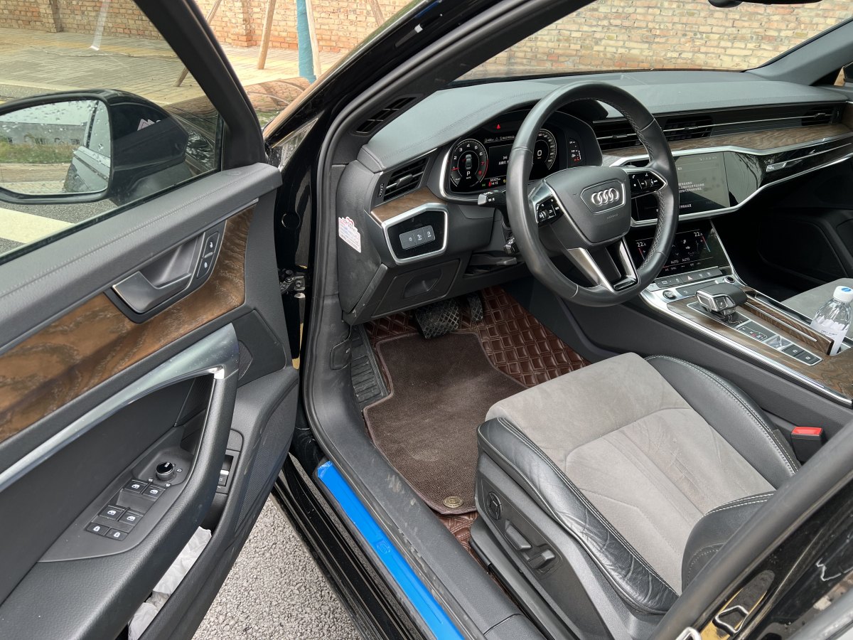 奧迪 奧迪A6L  2022款 40 TFSI 豪華動感型圖片