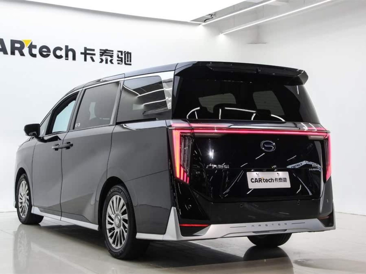 廣汽傳祺 M8  2023款 宗師系列 雙擎 御尊圖片