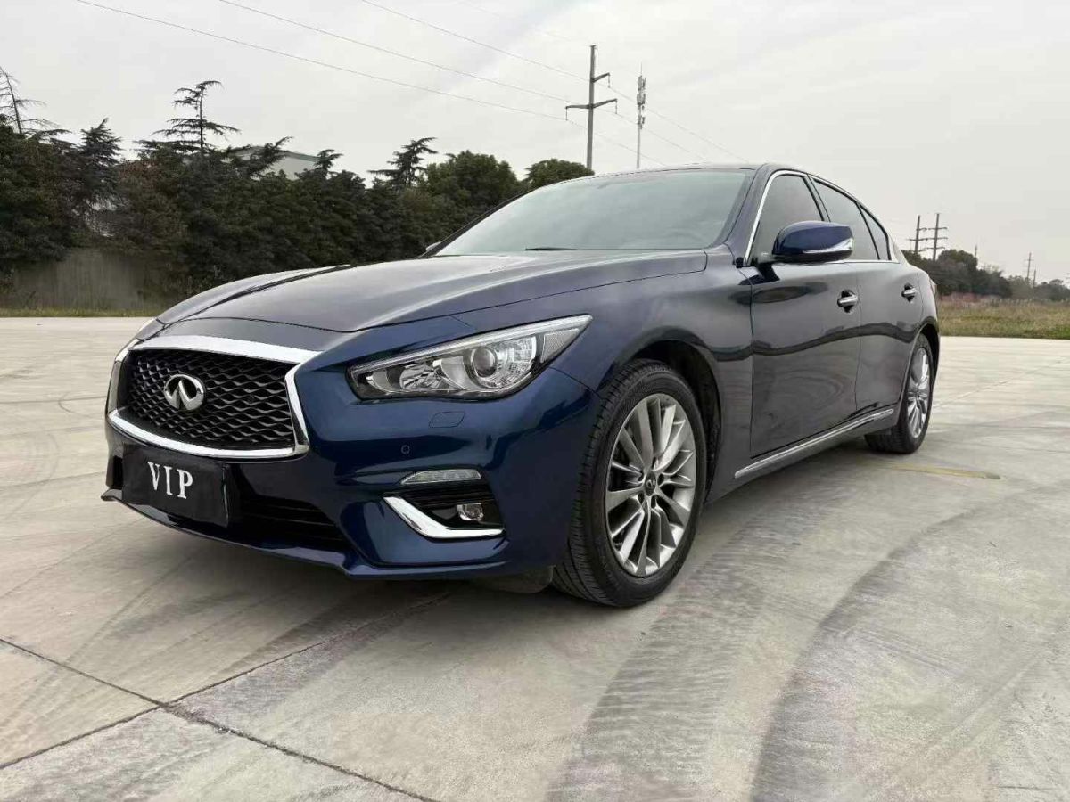 英菲尼迪 Q50L  2021款 2.0T 豪華運動版圖片