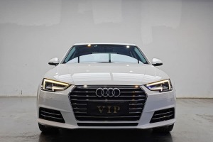奧迪A4L 奧迪 40 TFSI 風(fēng)尚型