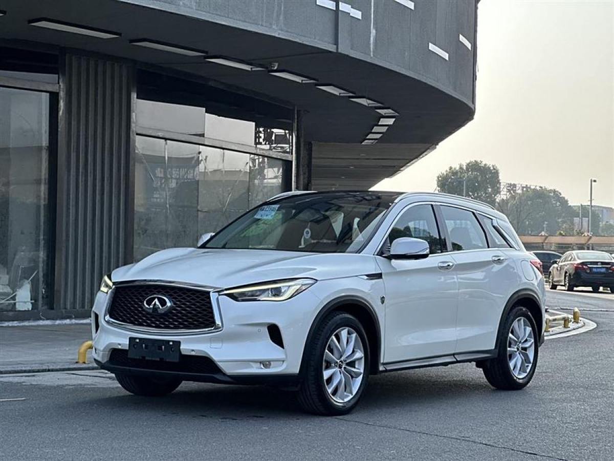 2018年11月英菲尼迪 QX50  2018款 2.0T 四驅(qū)菁英版